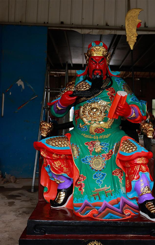 提刀关公神像