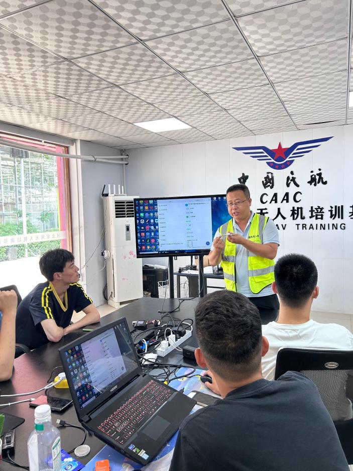 驭风航空教学场景