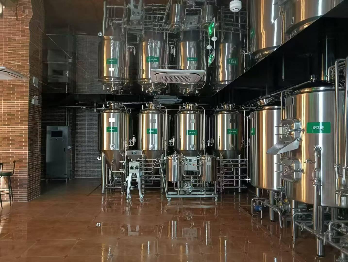 尊皇精酿设备展示