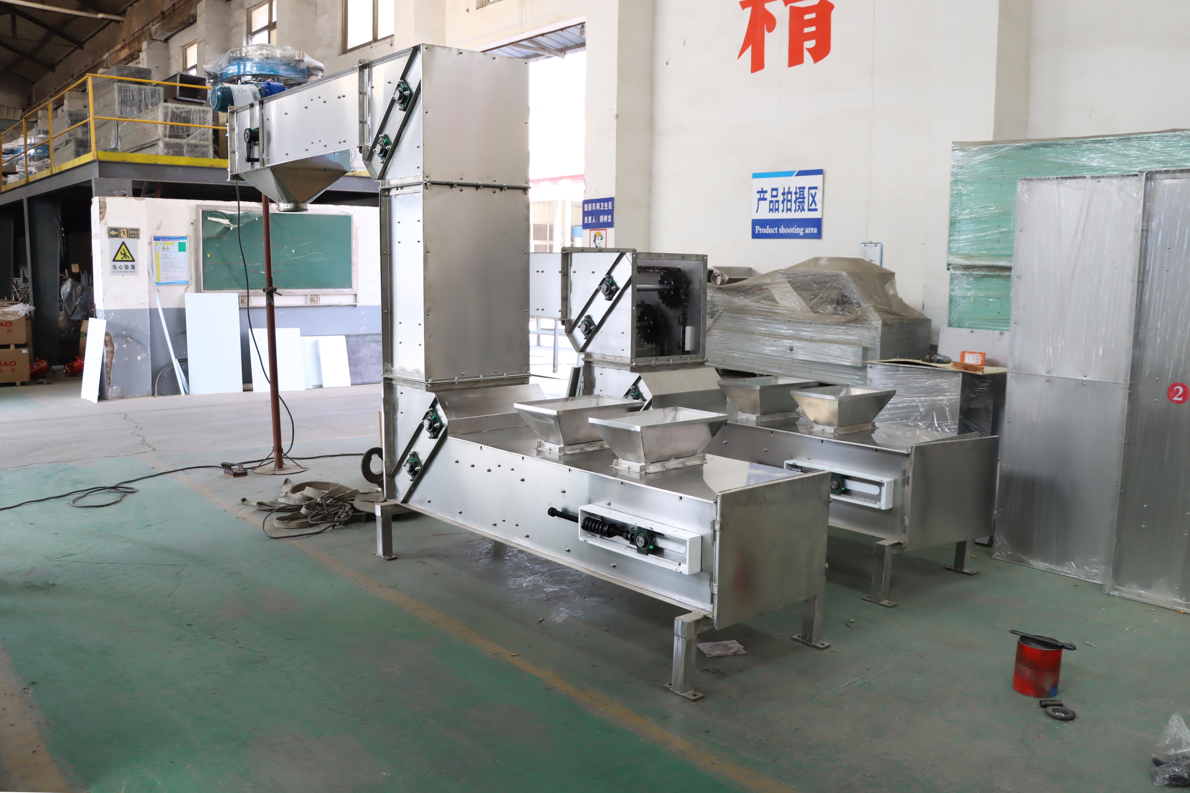 Z型斗式提升机产品图