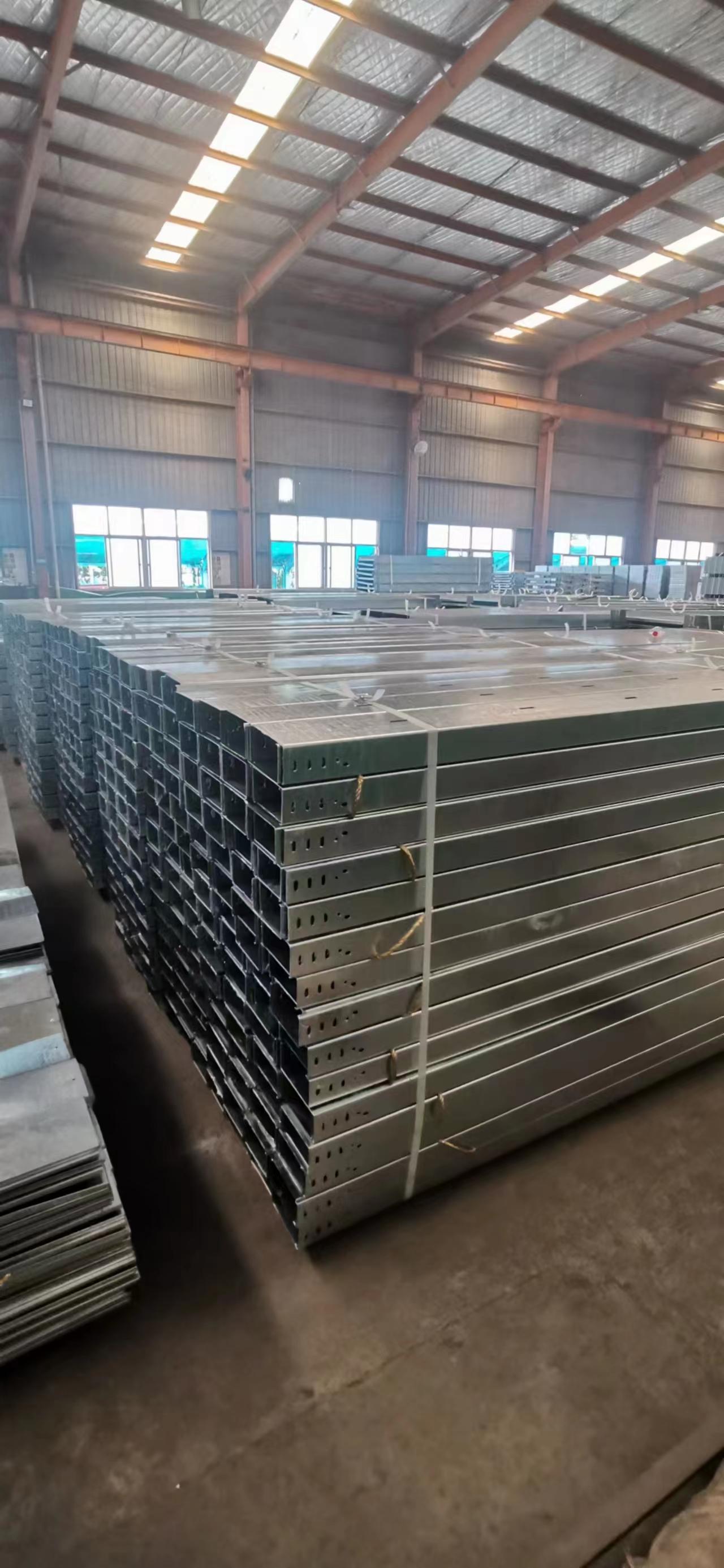 山东德昇电缆桥架产品