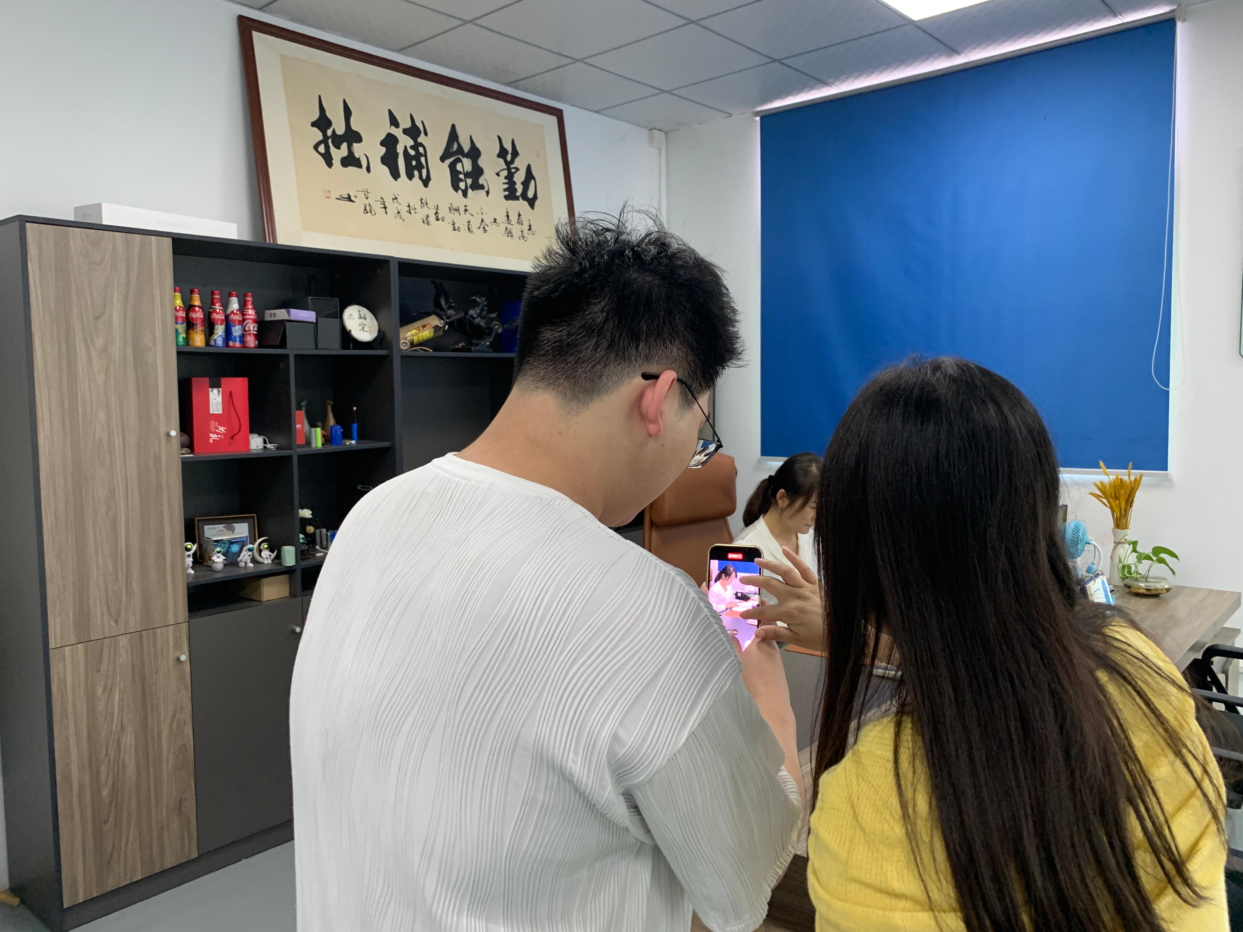 五击网络团队合影