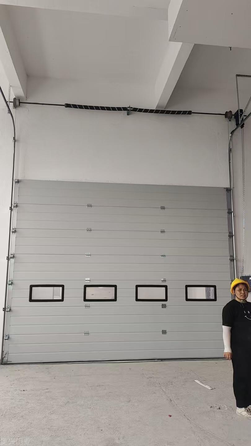 广州奥兴门业产品展示1
