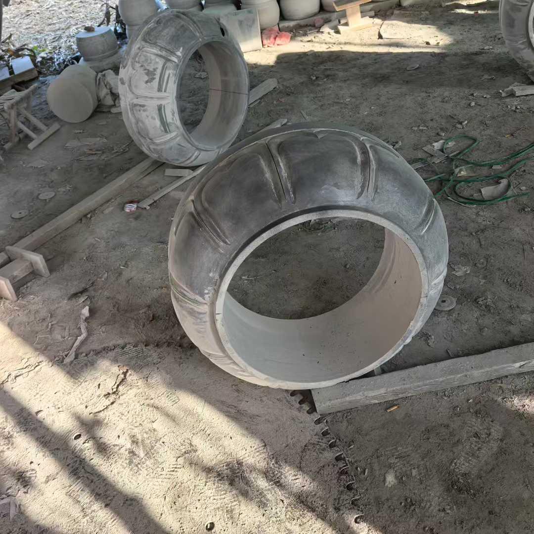 嘉祥玉华石业柱顶石加工现场