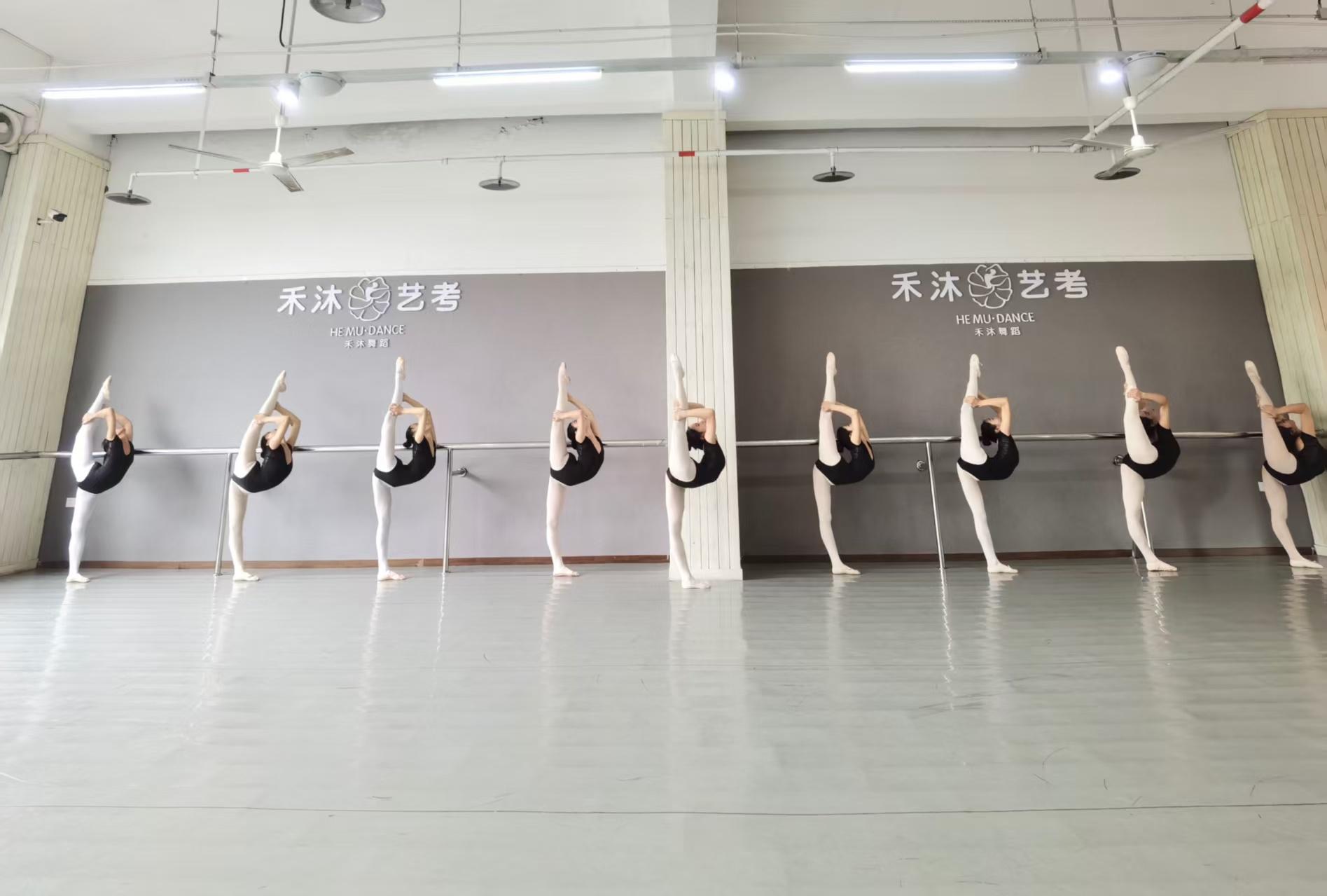 禾沐舞蹈艺考教室环境