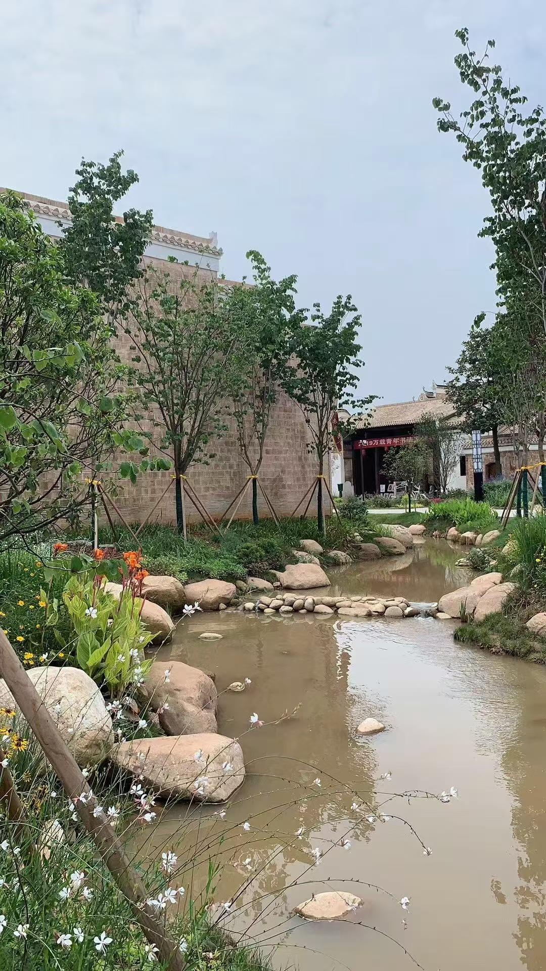 南阳永诚园林驳岸石施工现场