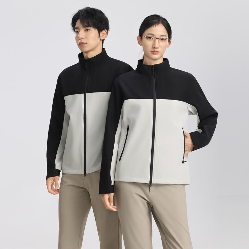 江苏茗卉服饰生产车间
