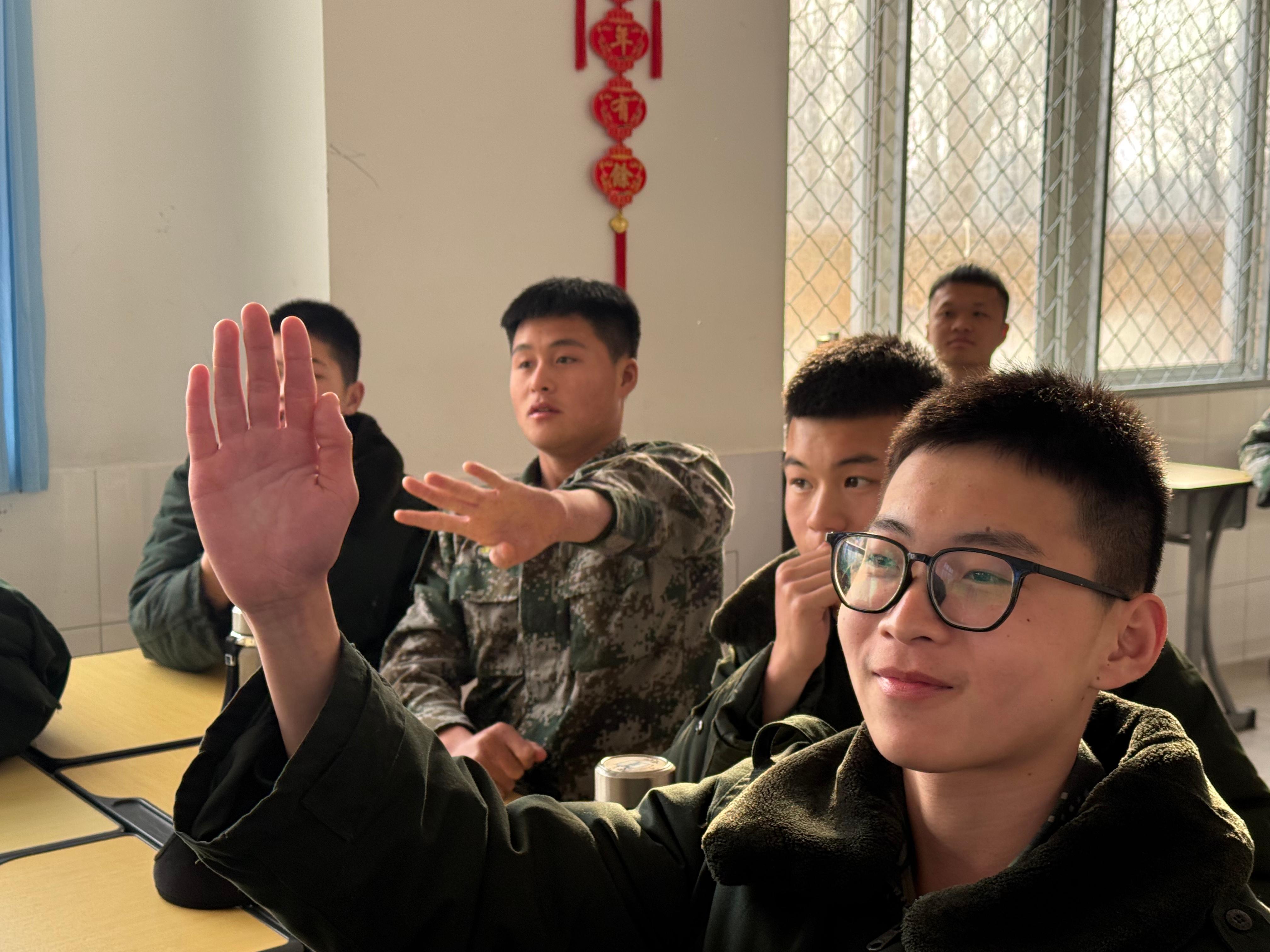 山东简诚拓展特训基地心理辅导