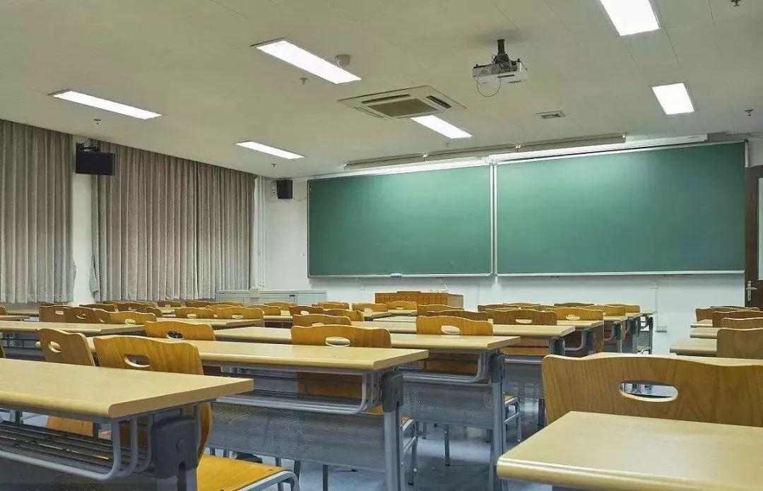 四川纳卡检测技术人员现场操作