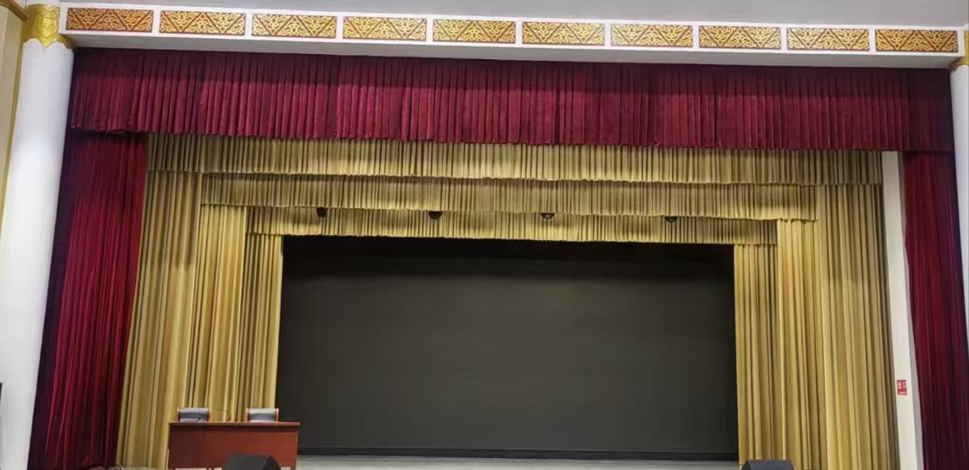 北京名成伟业舞台幕布有限公司安装现场