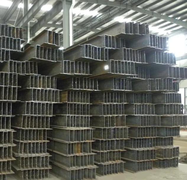 天津储鑫盛H型钢生产加工场景