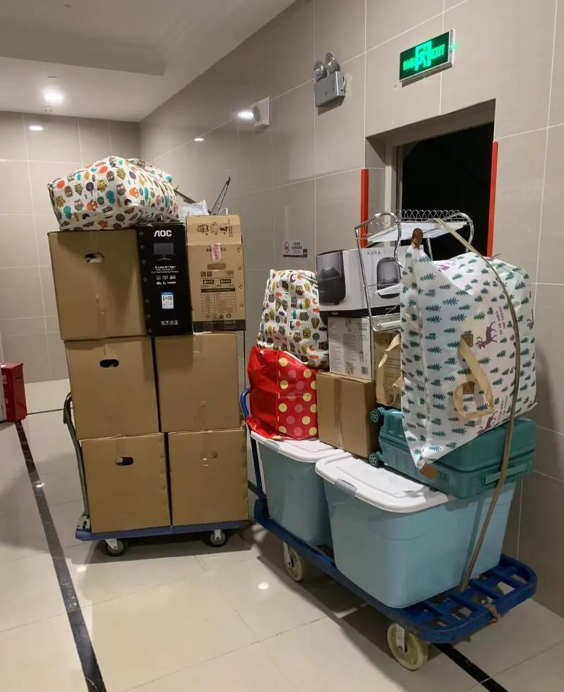 厦门市战友帮搬家服务有限公司团队合影