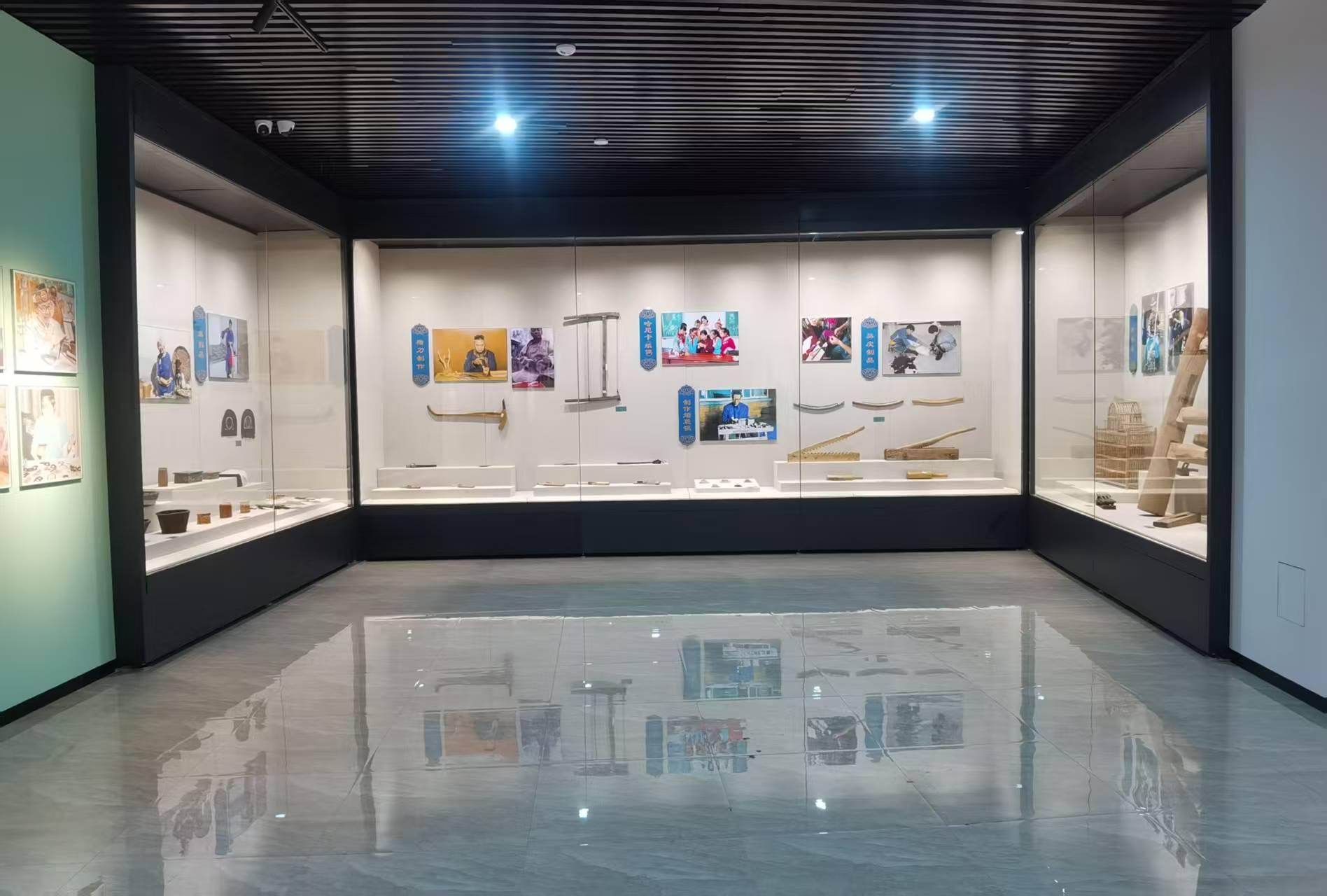 郑州丰耀展览装饰有限公司展柜细节