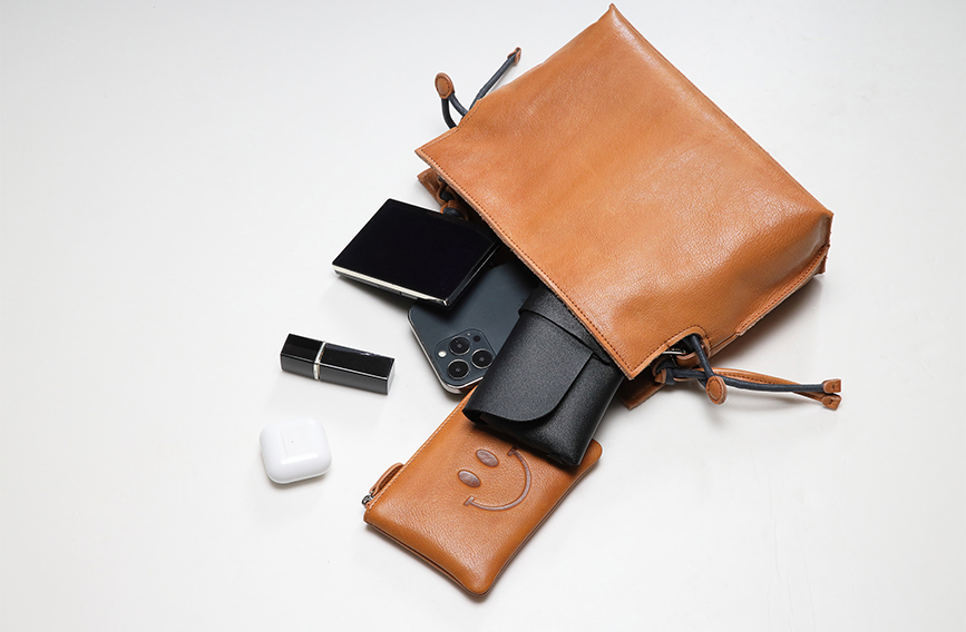 新穗英皮具工厂实景