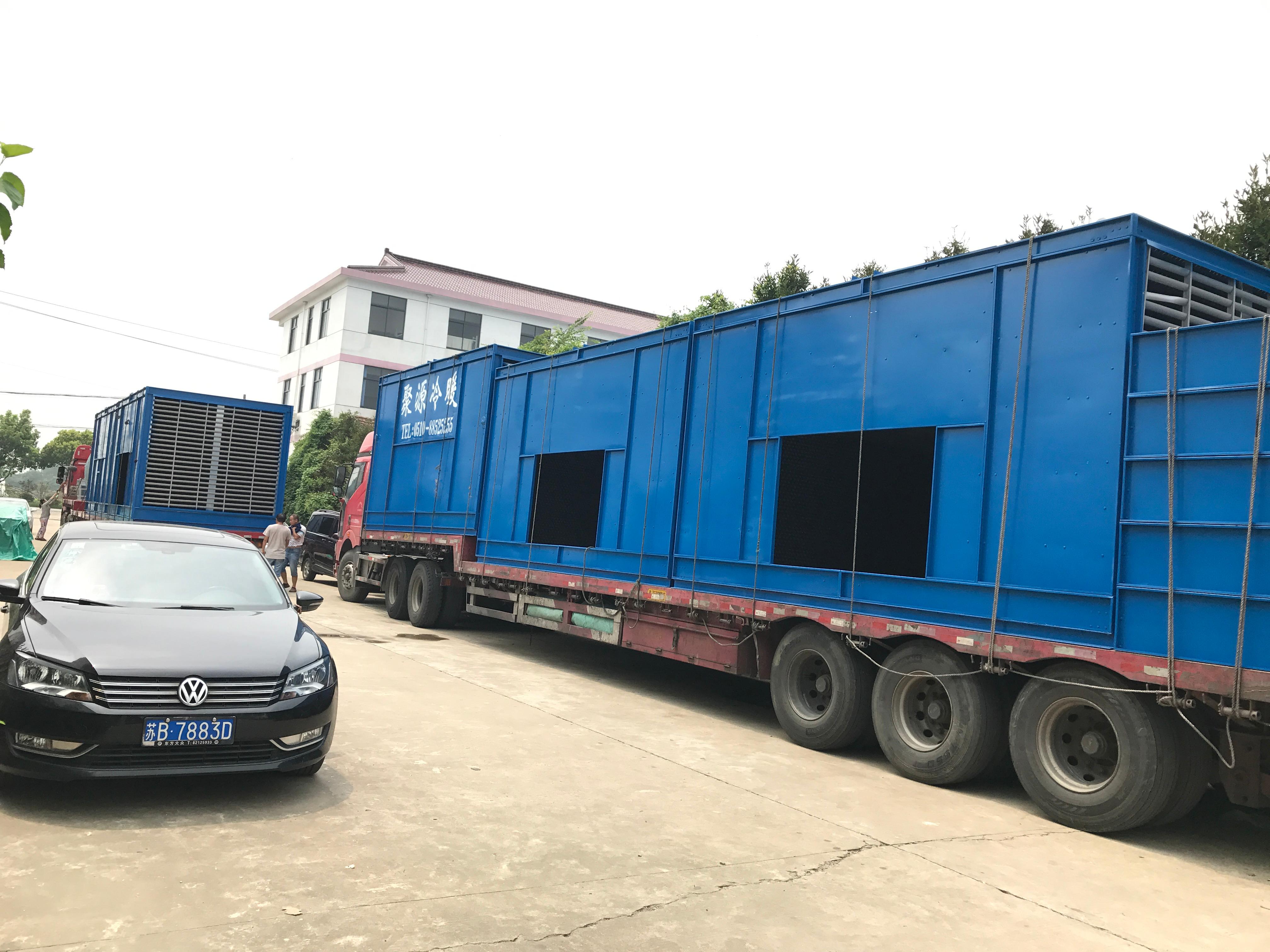 聚源冷暖科技闭式冷却塔实景图