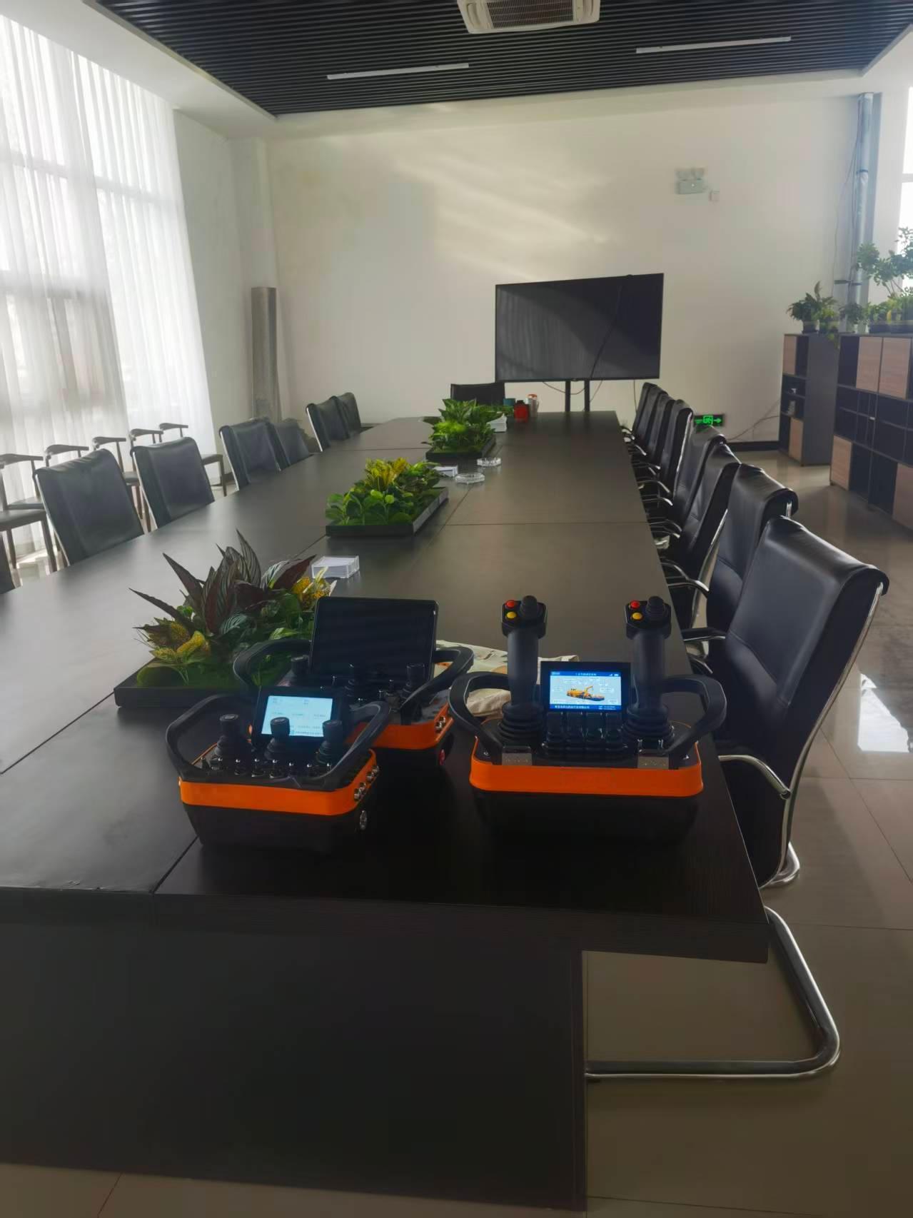奕九科技遥控器内部结构展示