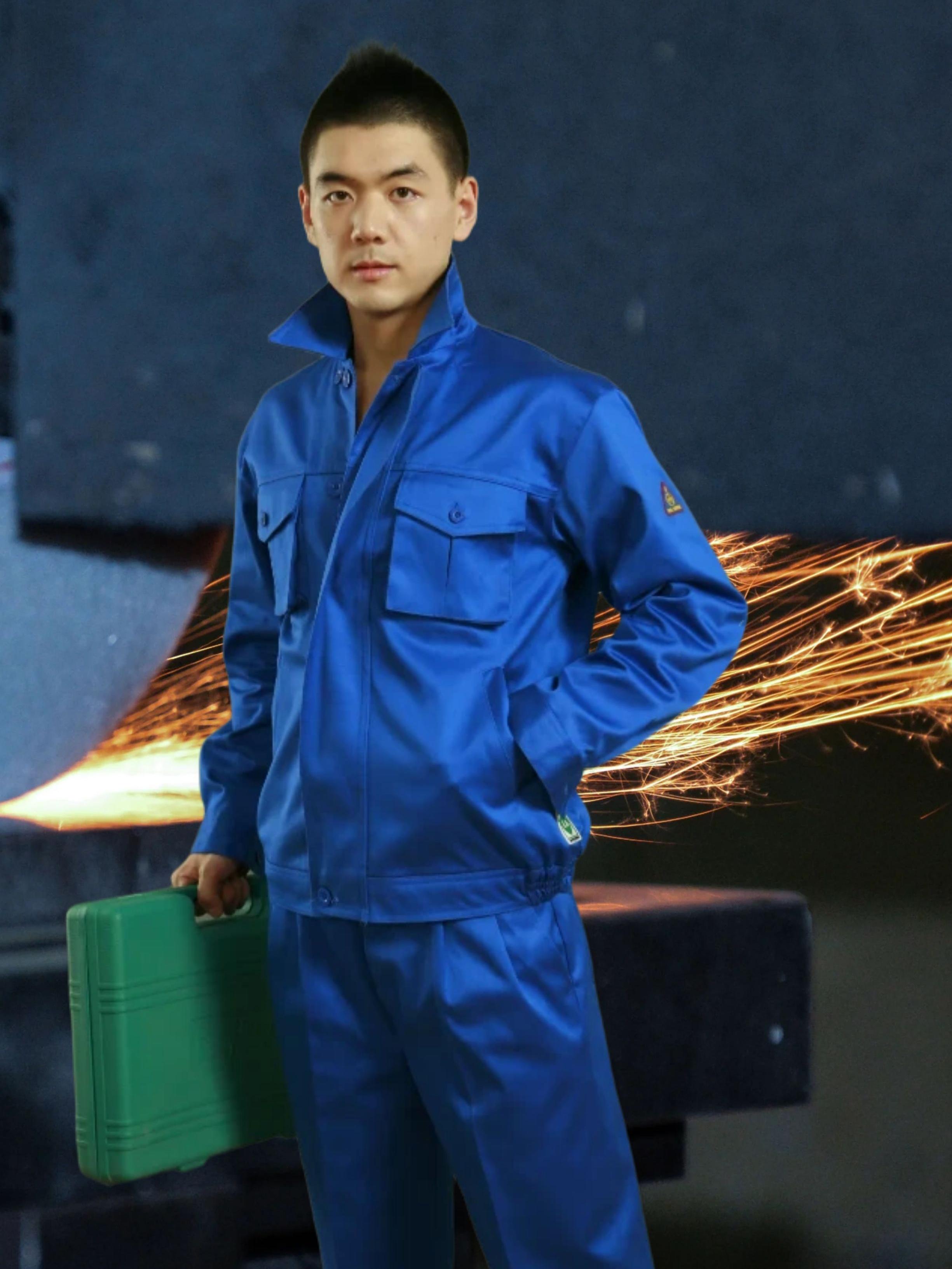 河北冀凤龙防护服生产线