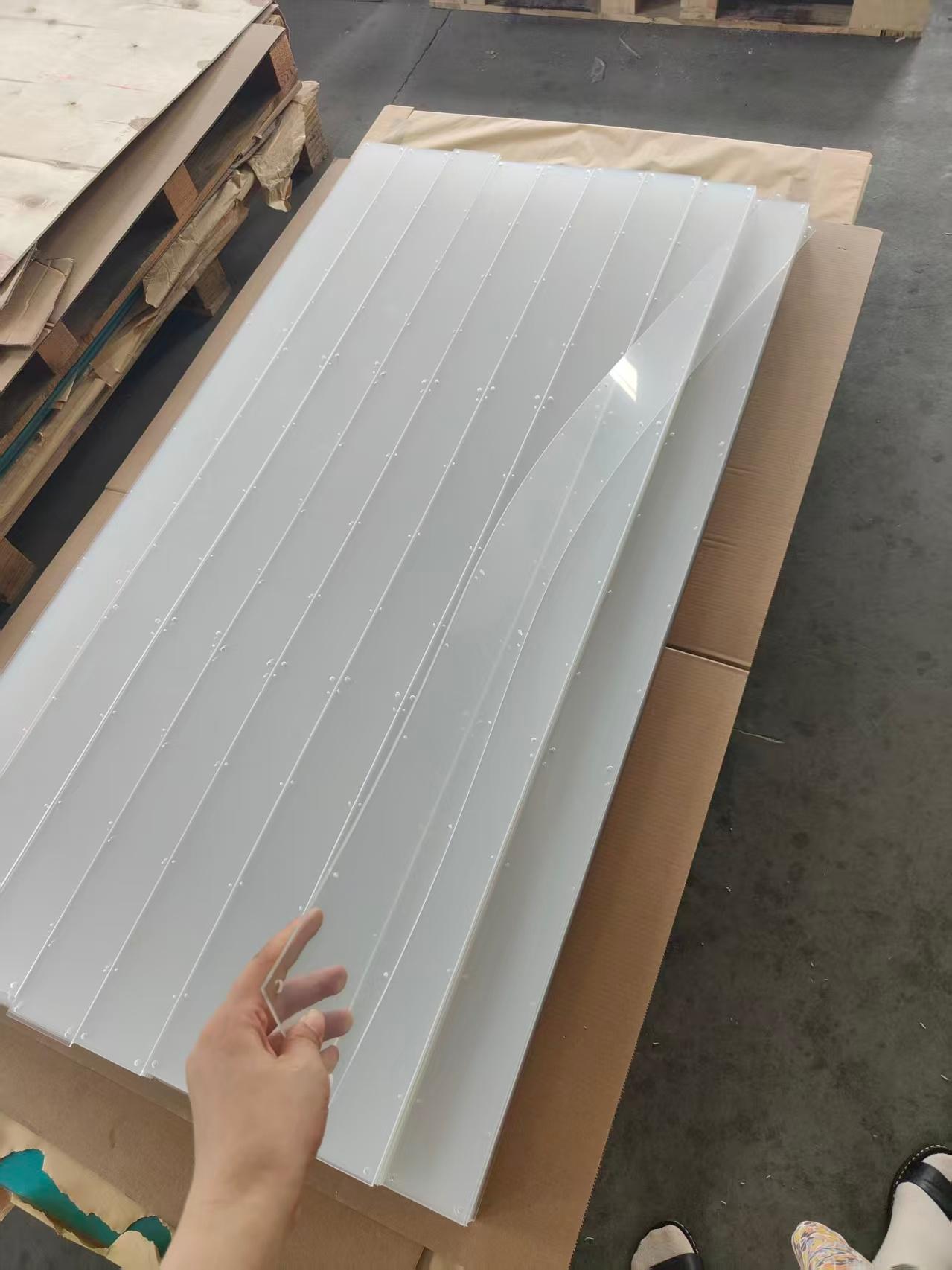 亚克力面板精密加工现场