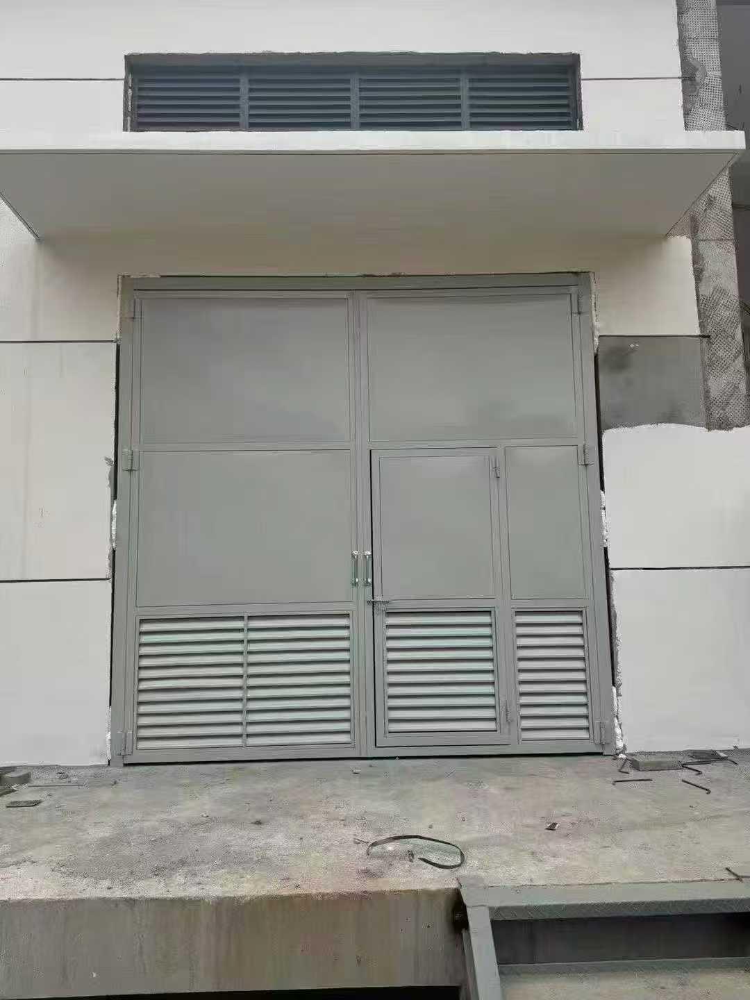 任丘广合工业门产品图2