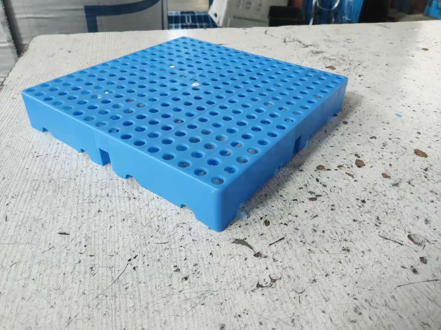 厦门睿泰辰塑料托盘产品图