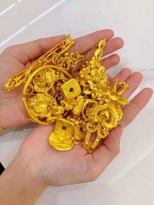 金灿灿珠宝店门店