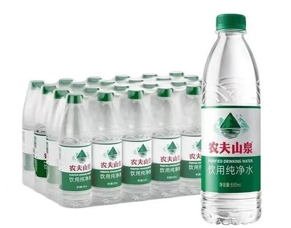 桶装水产品展示
