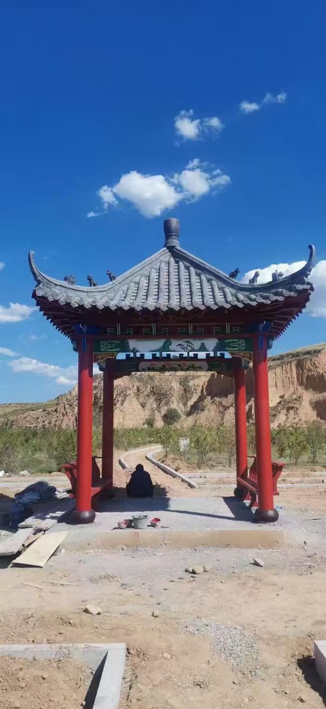 南城鸿鼎木材加工现场