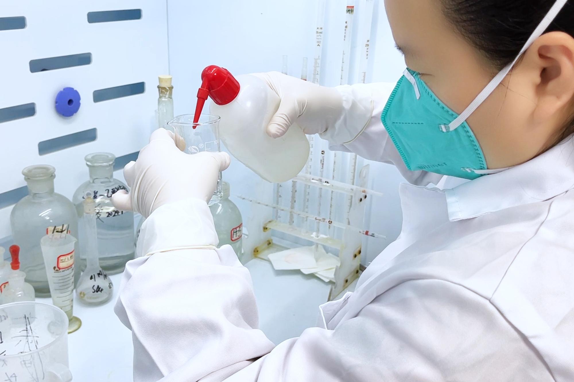 得尔硼业质检实验室