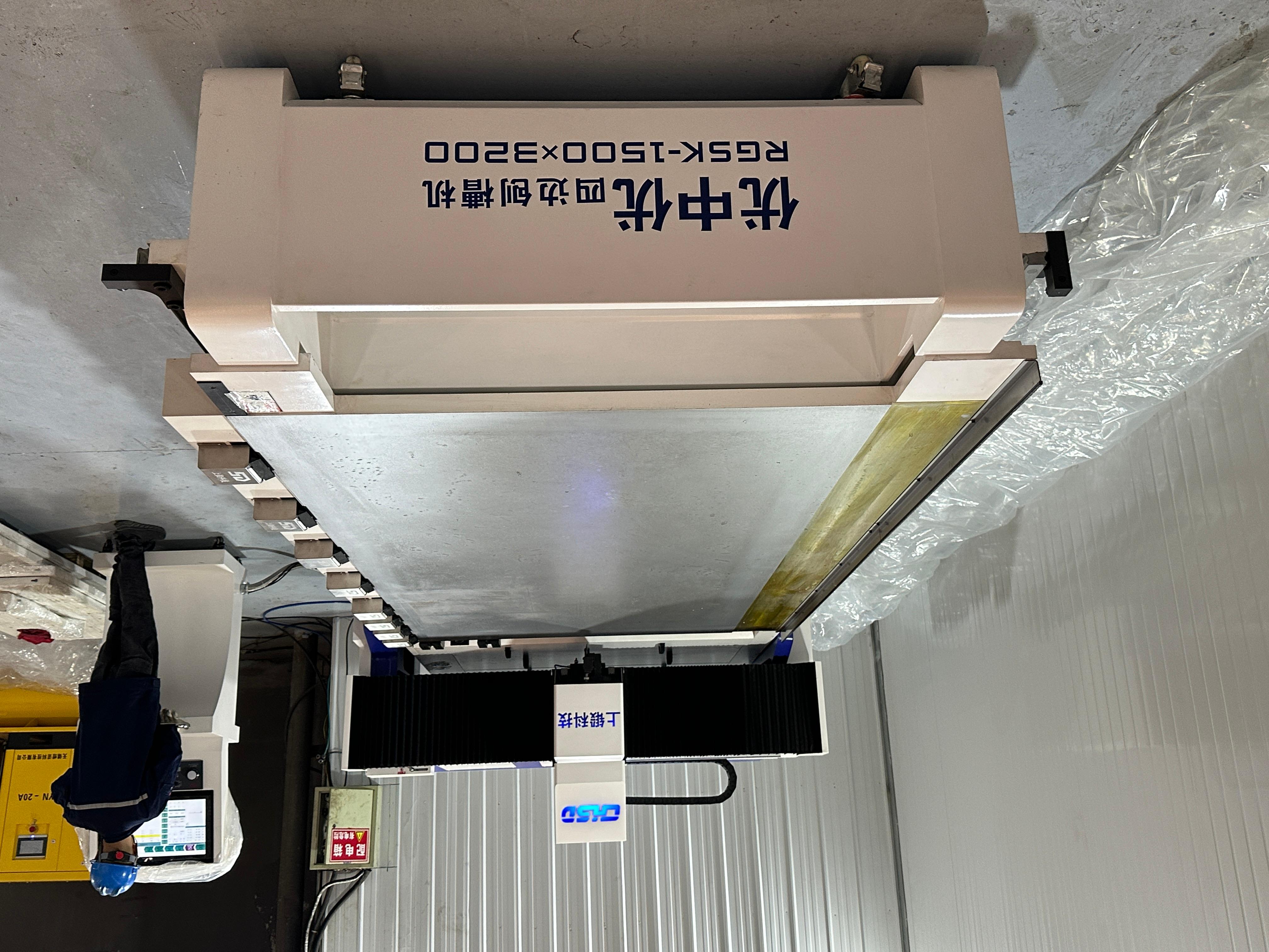 数控开槽机产品展示