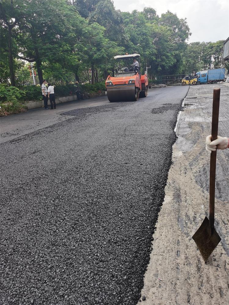 中恒沥青工程完工路面