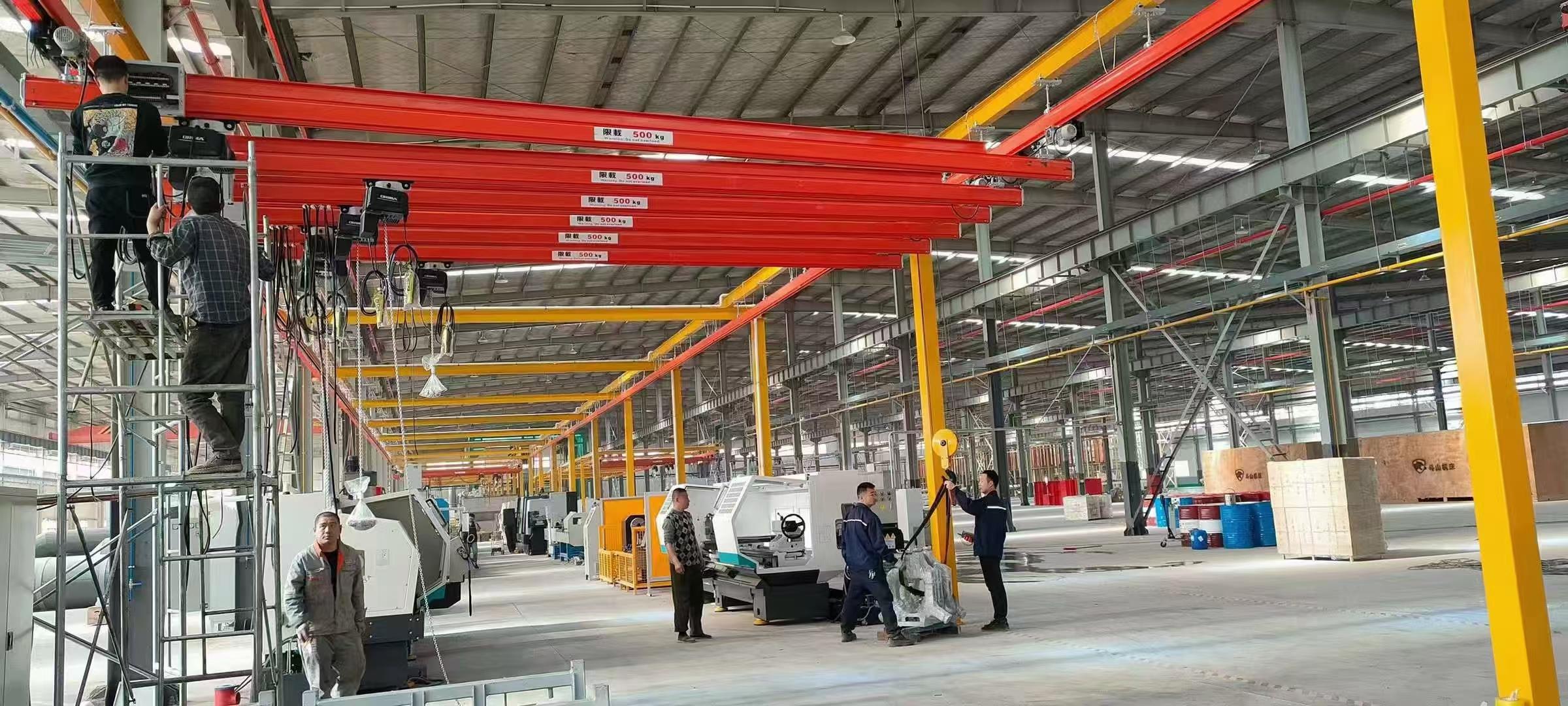 山东泽隆重工KBK起重机组装场景