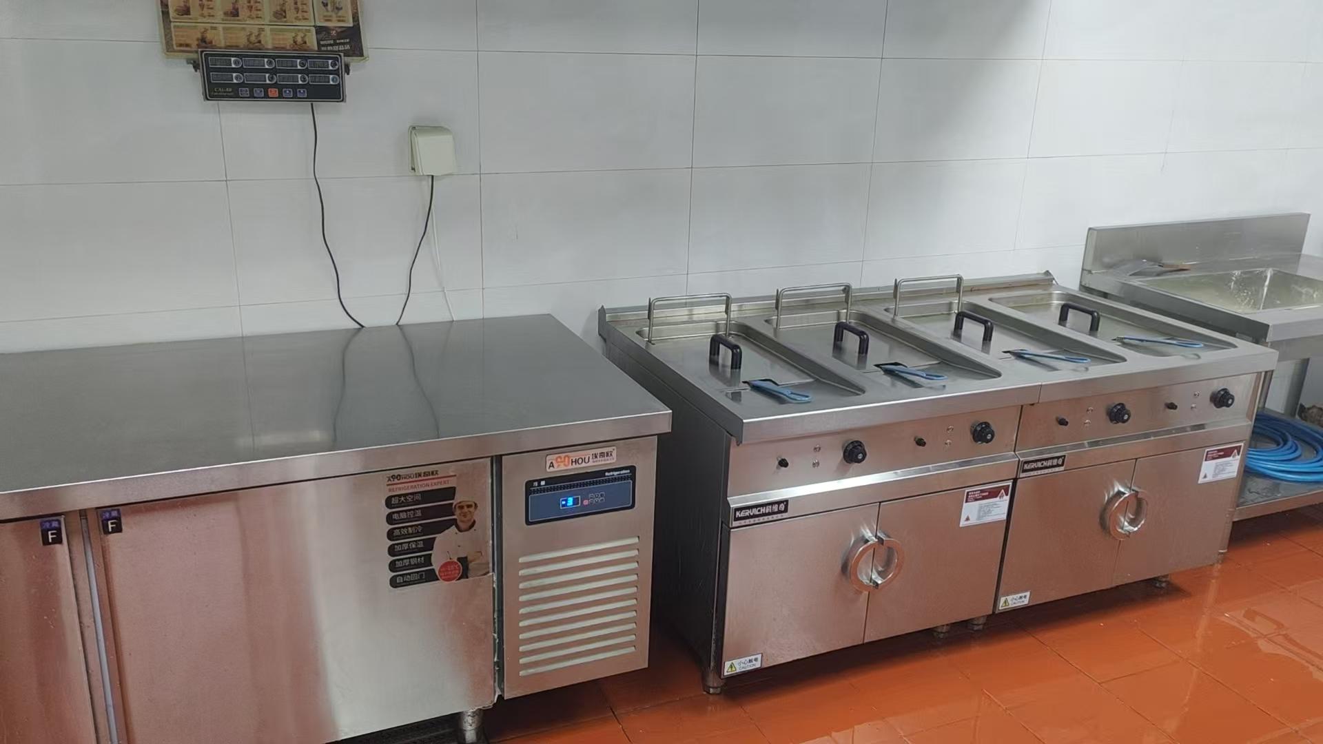 武汉东新电子技工学校教学场景
