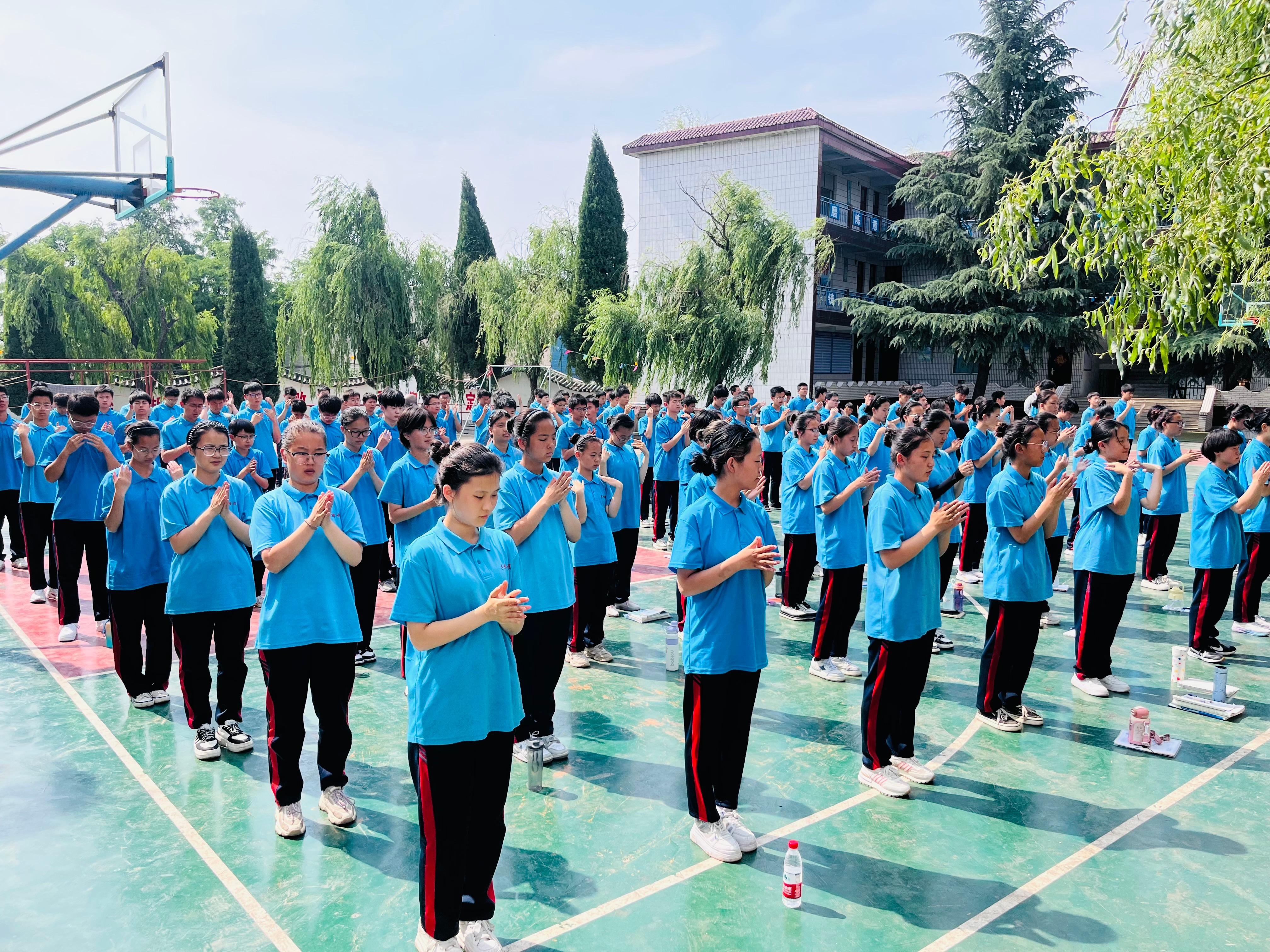 郑州李锋教育咨询有限公司户外活动