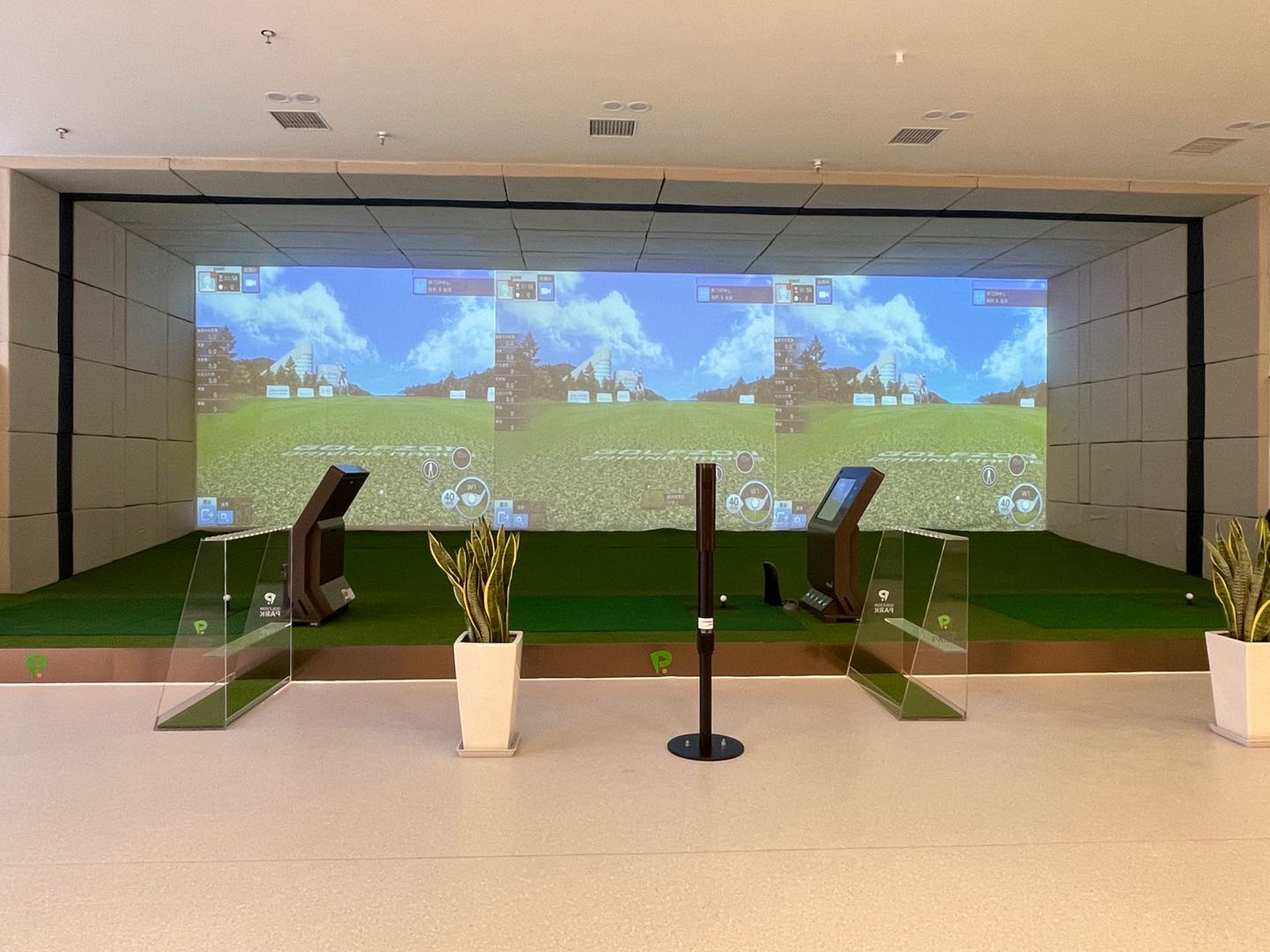 GOLFZON模拟器实景