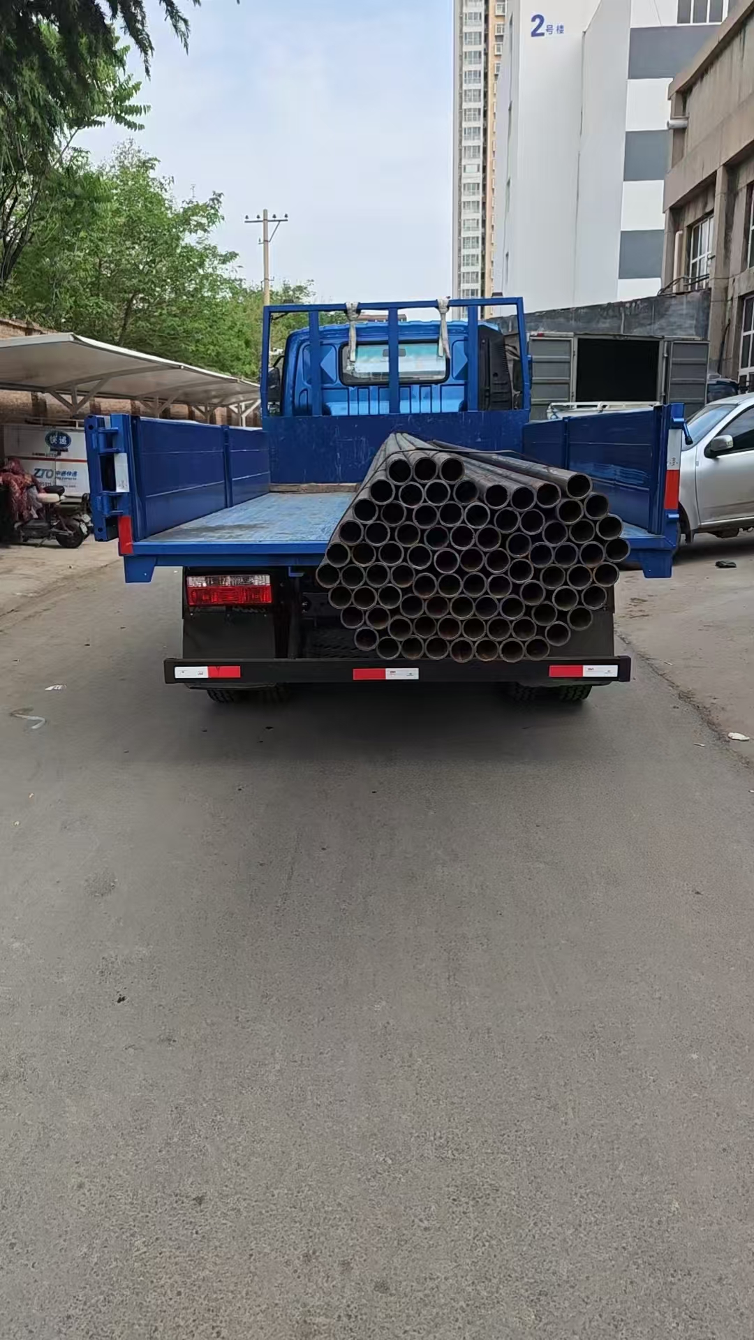 鑫达钢材加工车间实拍