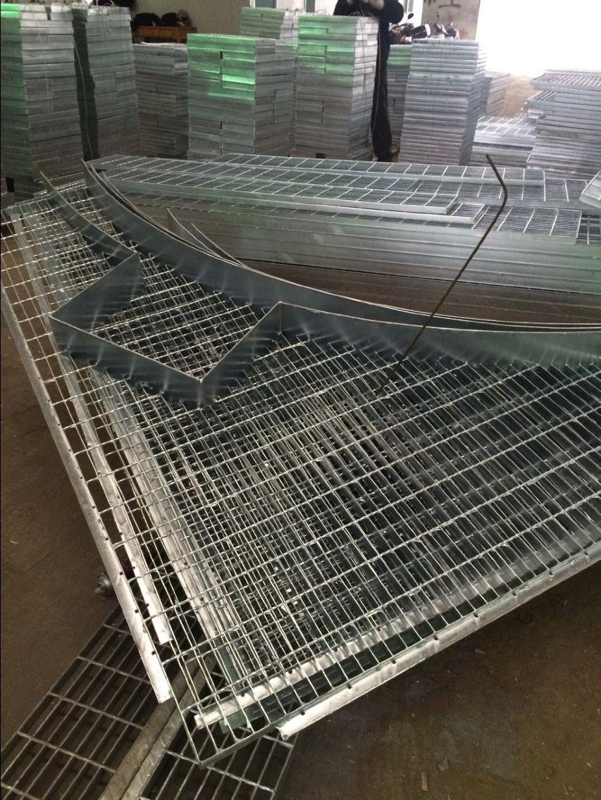 无锡金天一钢格板有限公司生产基地