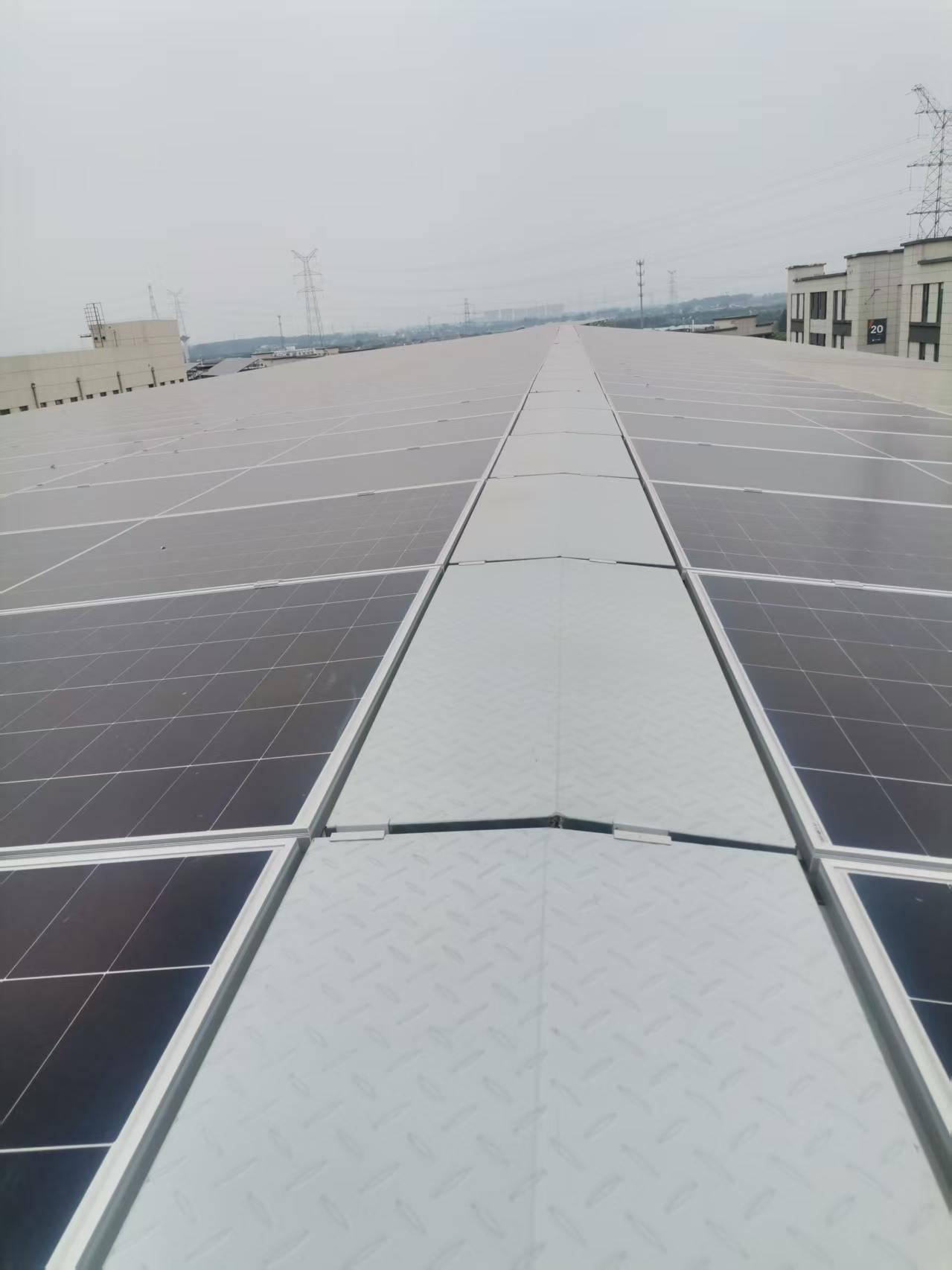 重庆市彩光科技有限公司光伏产品展示
