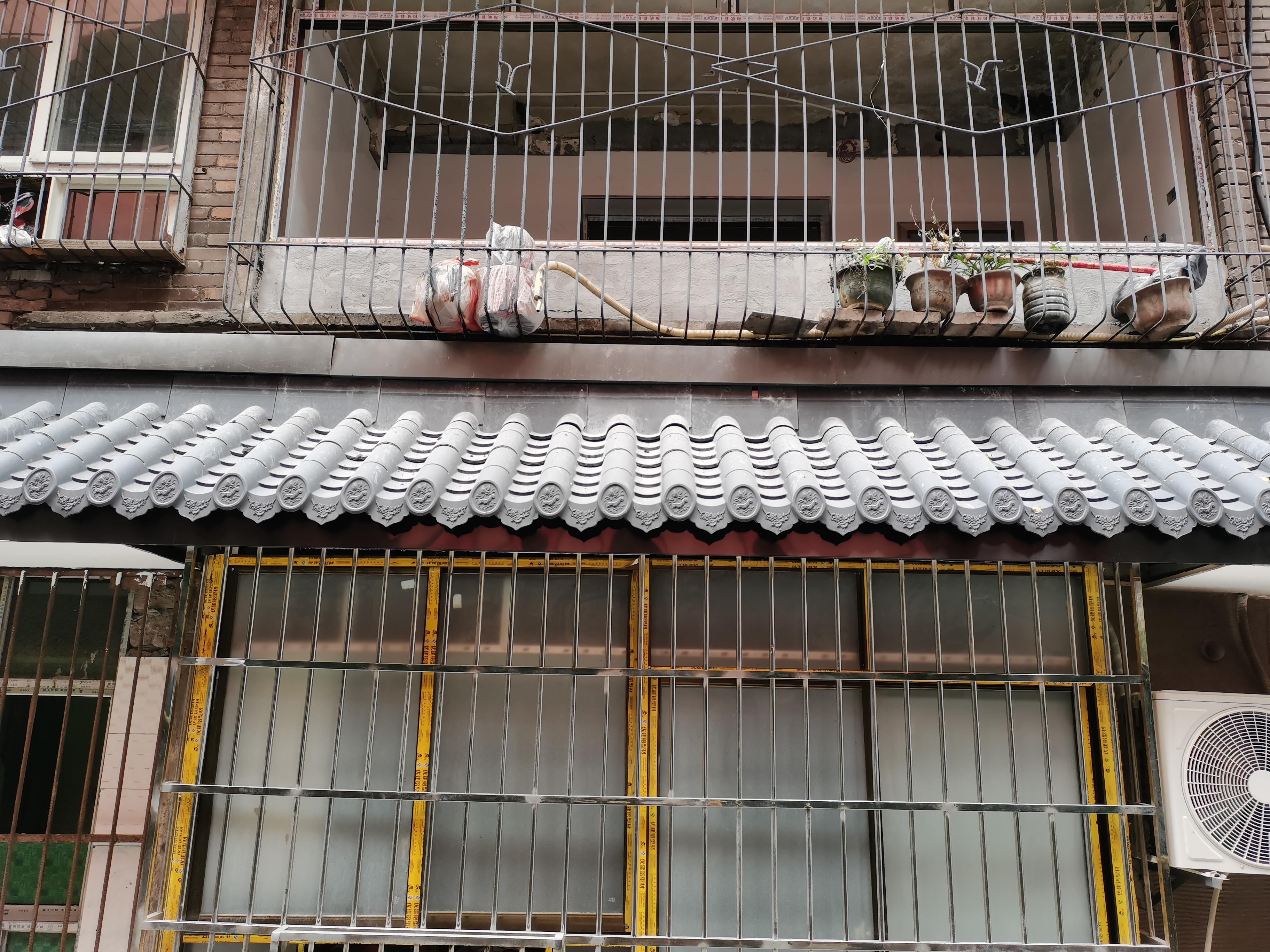 高分子小青瓦施工现场