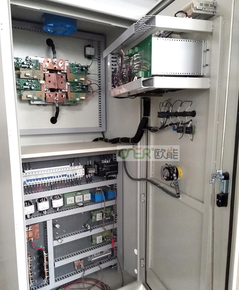 自动化淬火机床工作场景