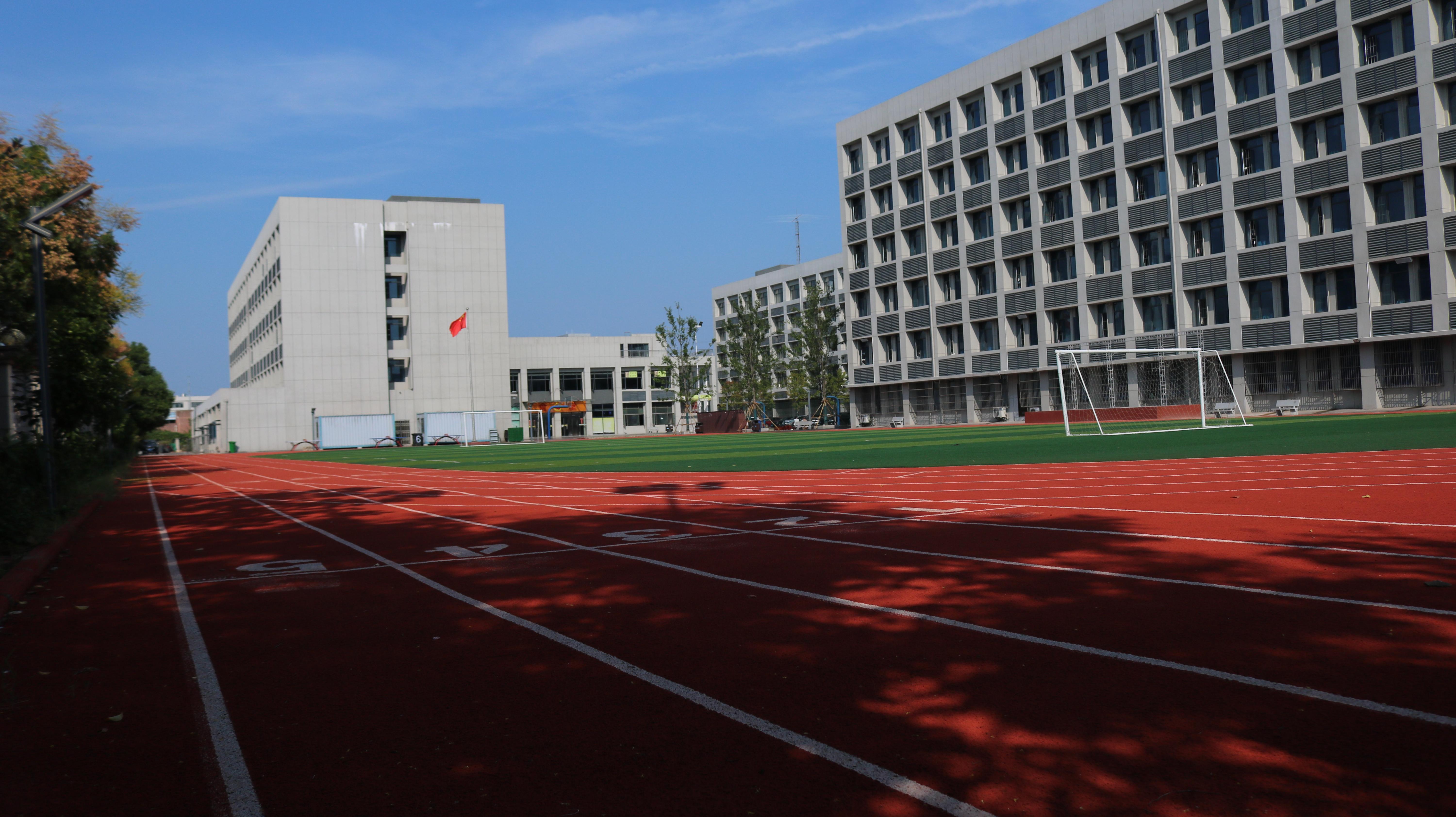 武汉信息工程职业学校校园环境