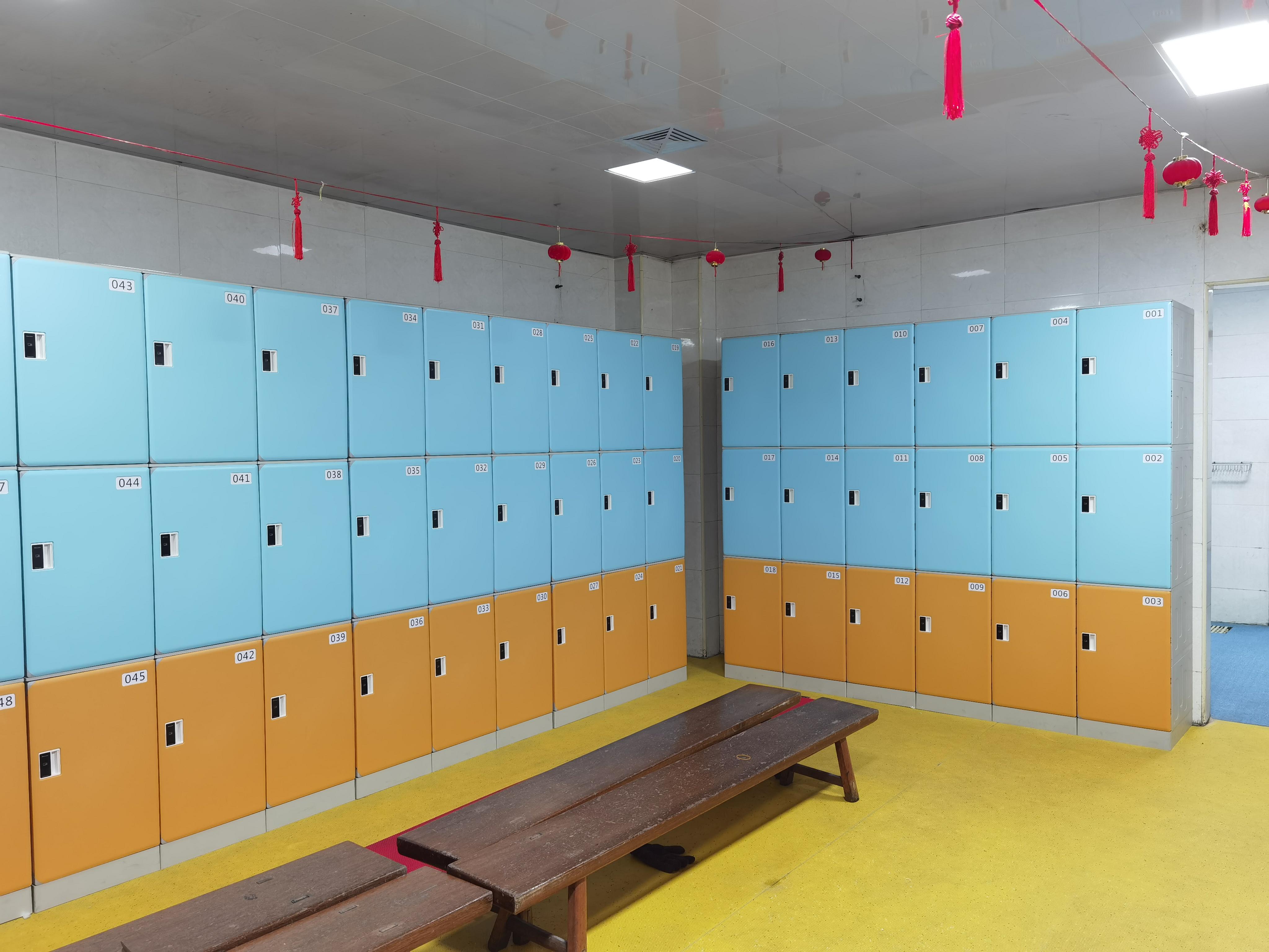 上海趣方更衣柜细节图
