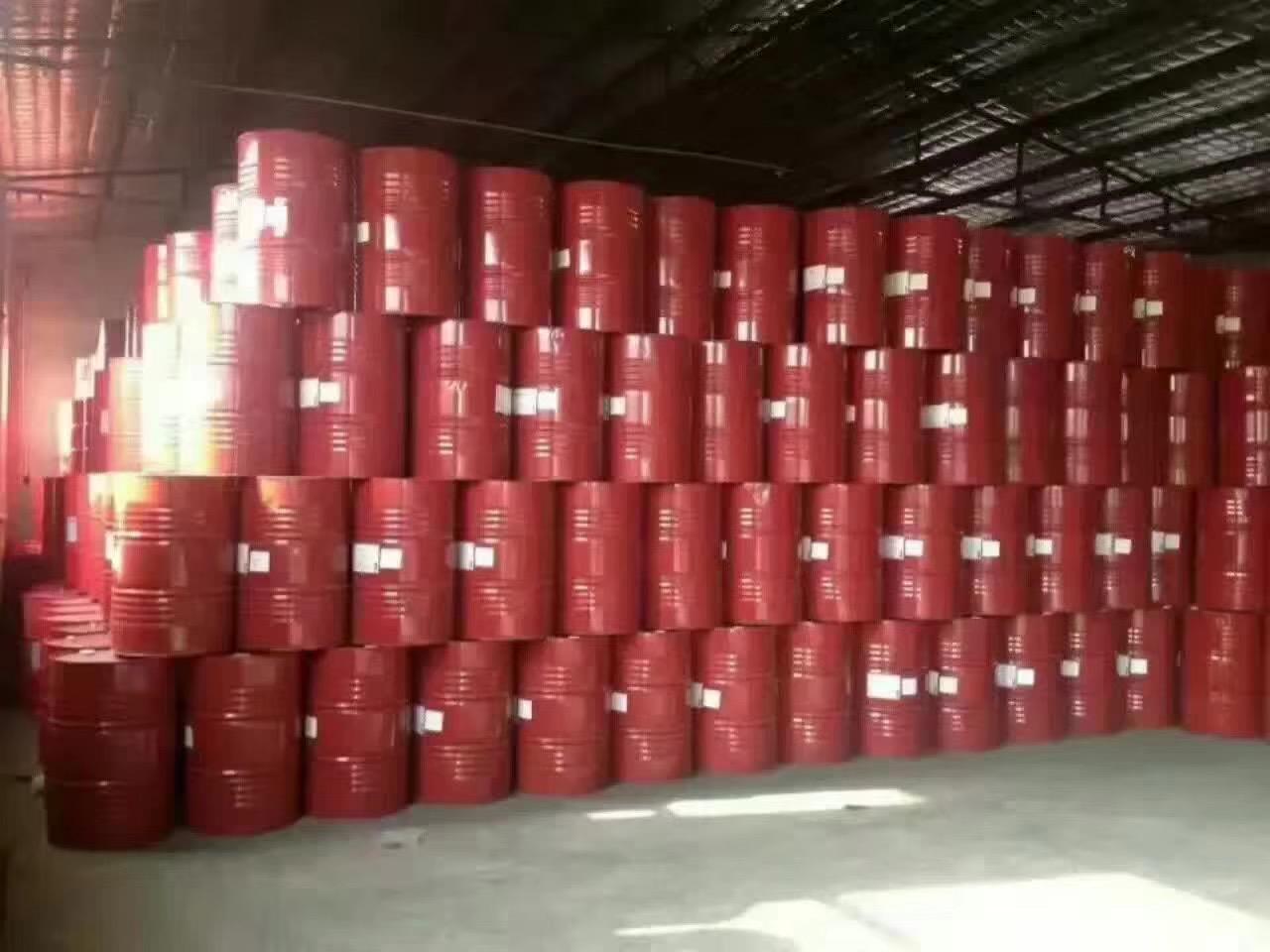 山东伟胜聚氨酯喷涂施工现场