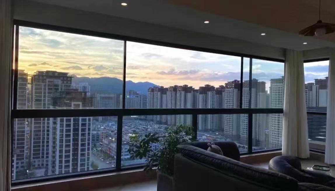 沃客门窗安装案例