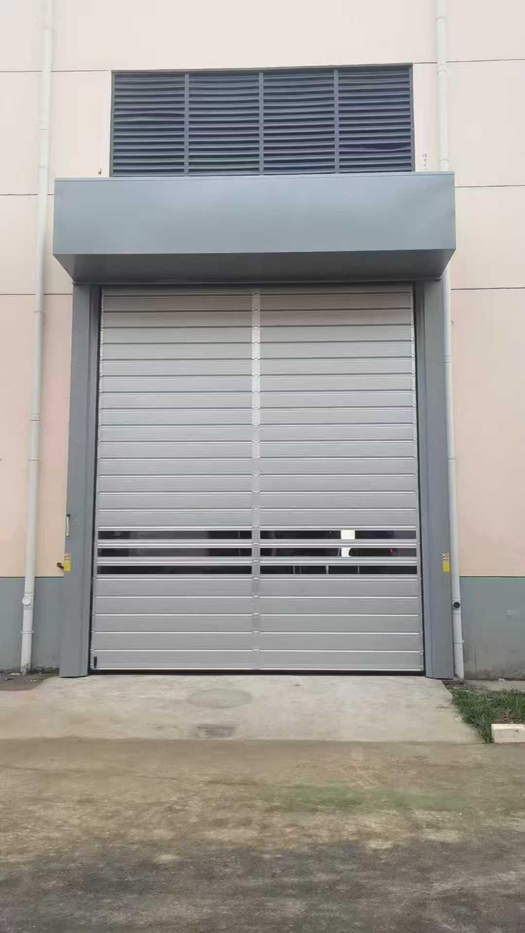 成都伟达卷帘门安装现场