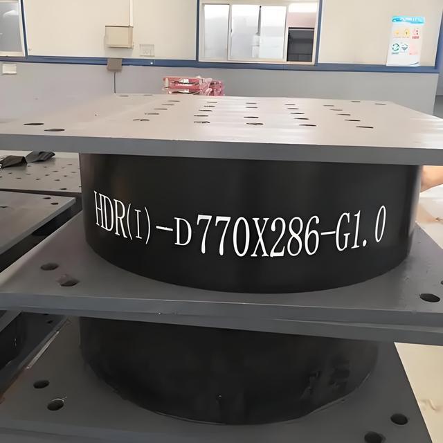 河北尚泽橡塑成品展示