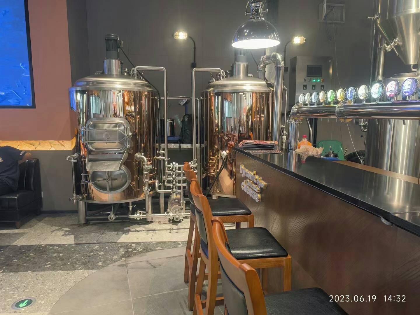 山东尊皇发酵设备生产基地
