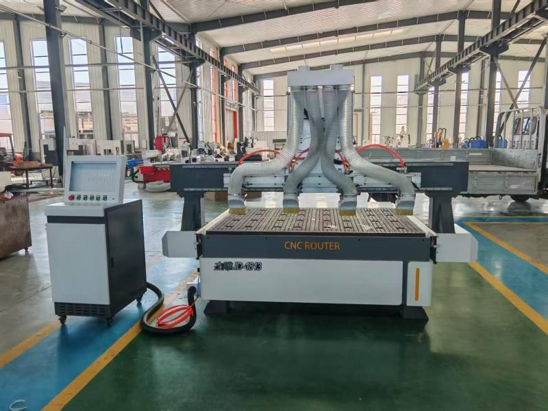 模具雕刻机加工样品图
