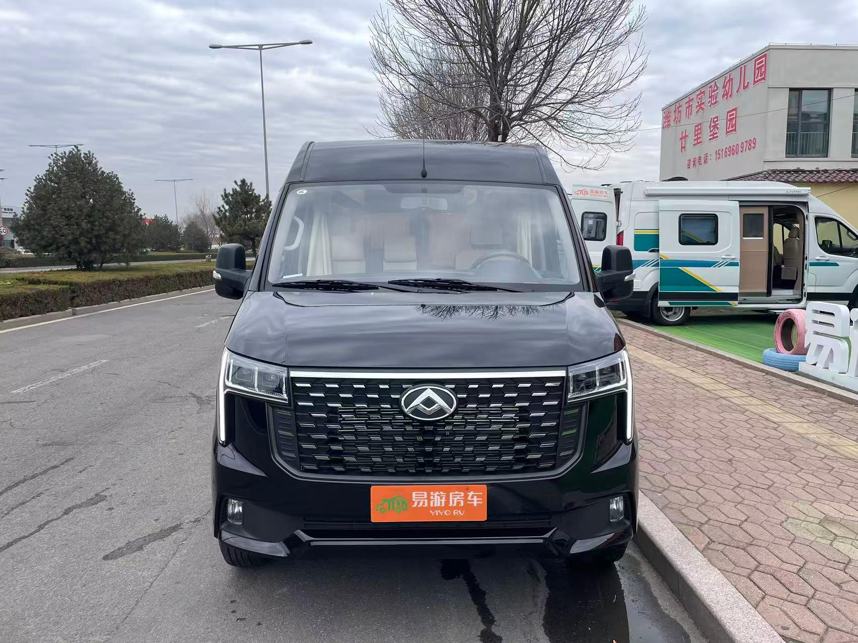 山东易游汽车贸易有限公司厂房