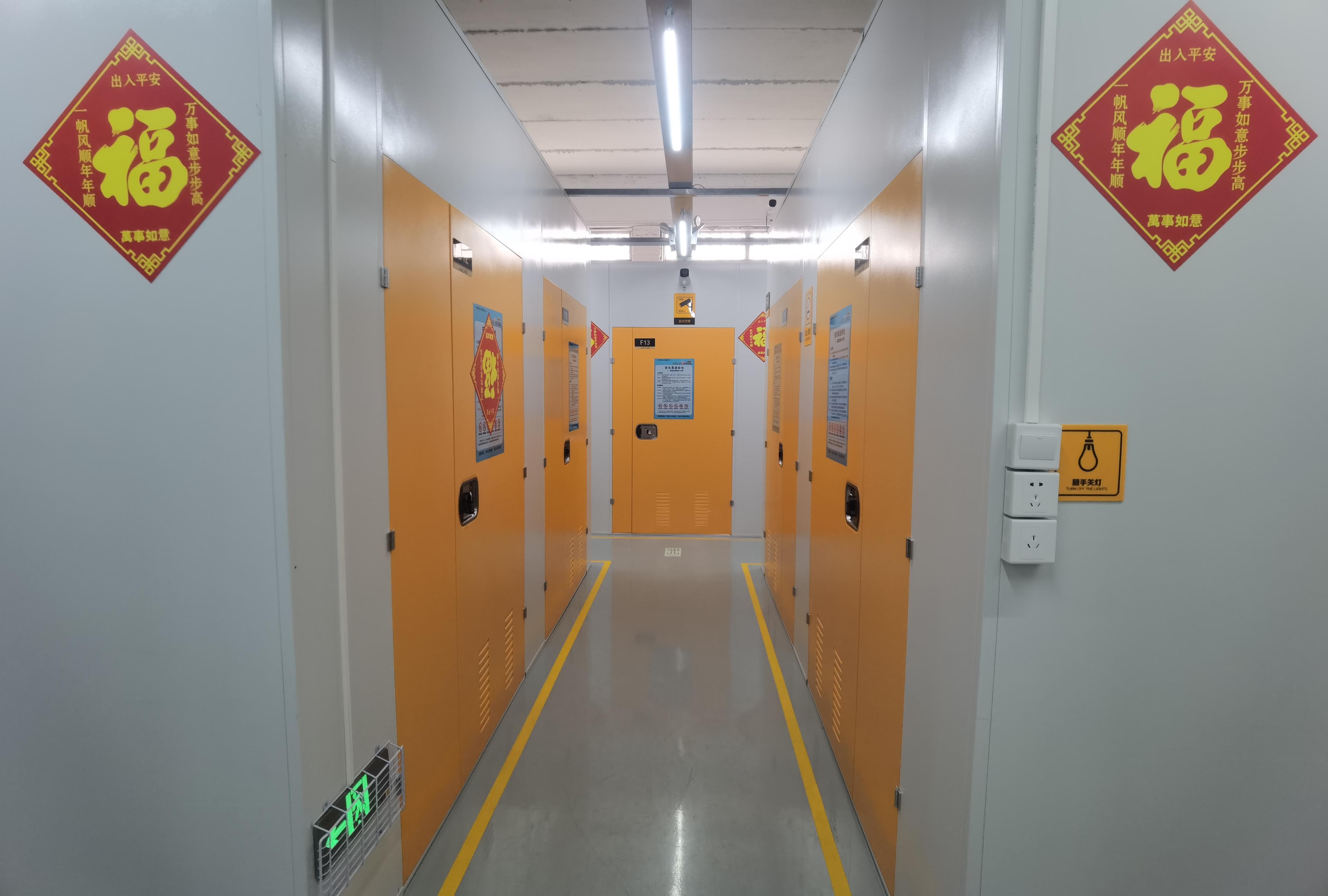 天津津存仓储仓库实景