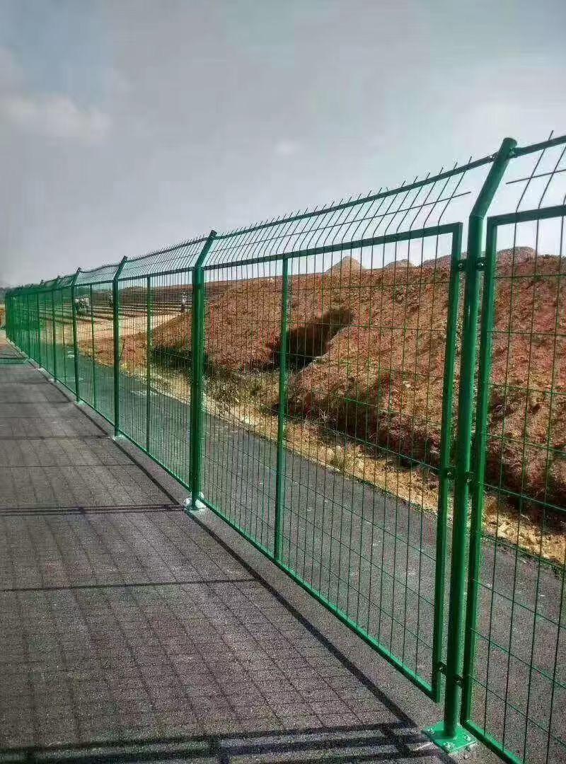 耀达丝网生产基地实景
